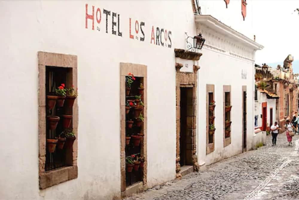 טקסקו דה אלארקון Hotel Los Arcos מראה חיצוני תמונה