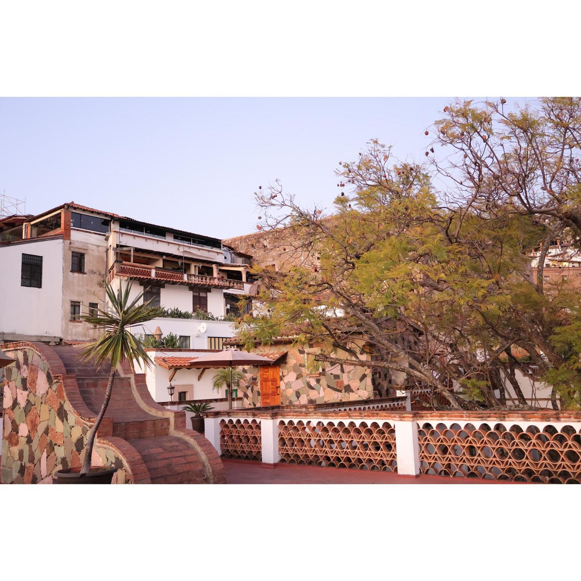 טקסקו דה אלארקון Hotel Los Arcos מראה חיצוני תמונה